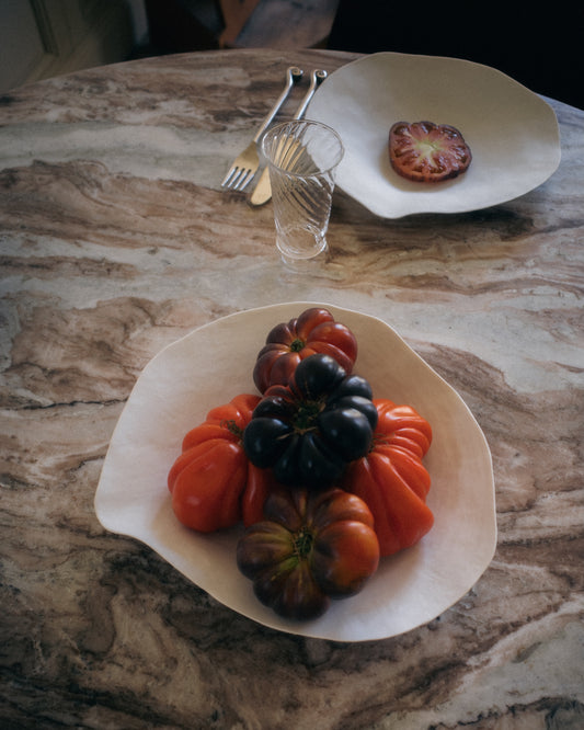 Indulge nº6 large dinner plate / white matte